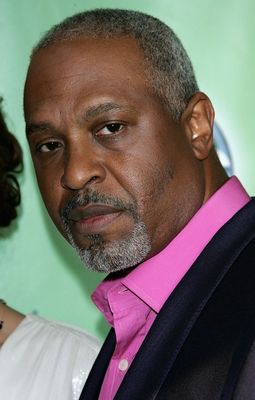 James Pickens Jr. - poza 2