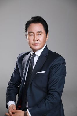 Byeong-ki Kim - poza 4