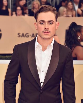 Dacre Montgomery - poza 8