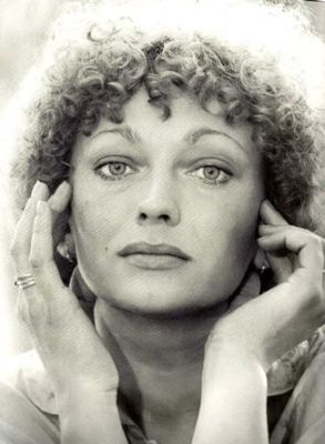 Ewa Szykulska - poza 10
