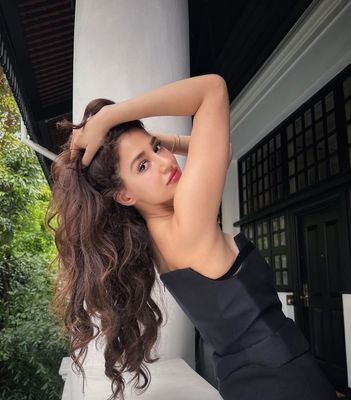 Disha Patani - poza 13