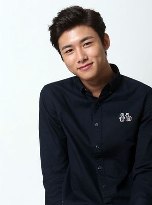 Poze Seo Ji-Hoon - Actor - Poza 1 din 29 - CineMagia.ro