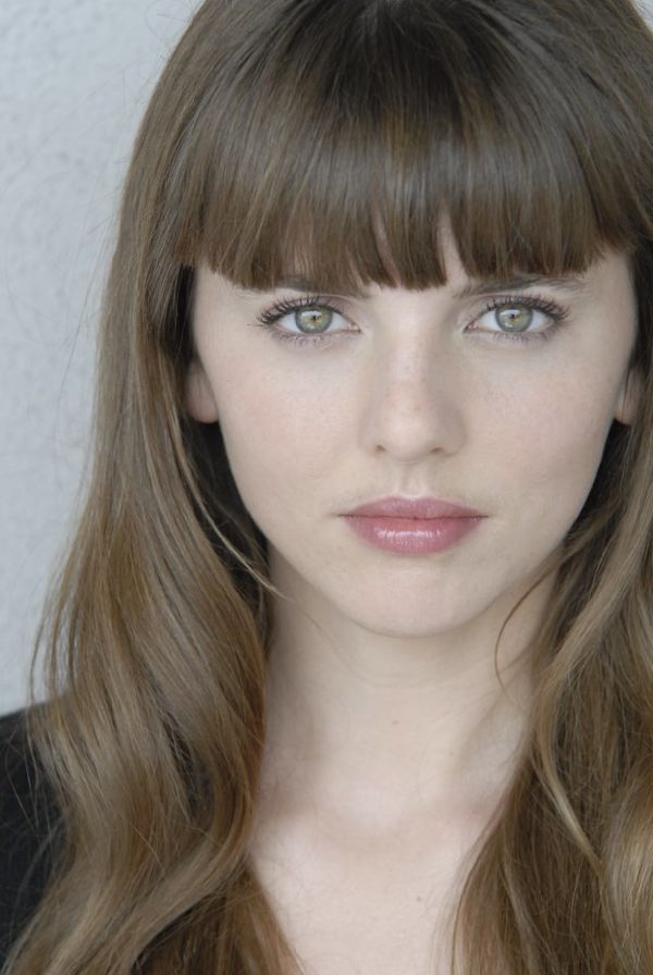 Ophelia Lovibond - Actor - CineMagia.ro