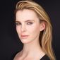 Betty Gilpin - poza 13