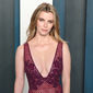 Betty Gilpin - poza 17