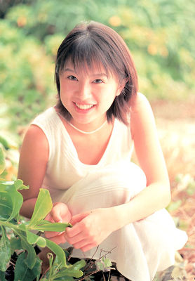 Ami Suzuki - poza 14