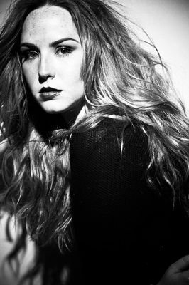 Camryn Grimes - poza 27