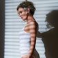 Nicky Whelan - poza 6