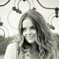 Rebecca Breeds - poza 29