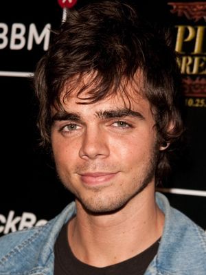 Reid Ewing - poza 14