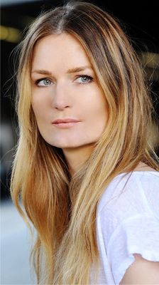 Cecilia Foss - poza 14