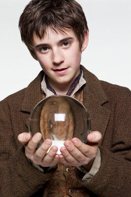 Charlie Rowe - poza 4