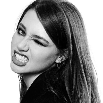 Sydney Taylor - poza 4