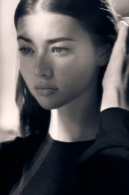 Sydney Taylor - poza 1