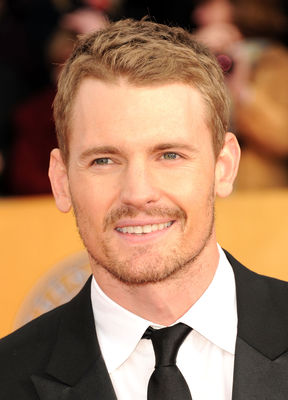 Josh Pence - poza 1