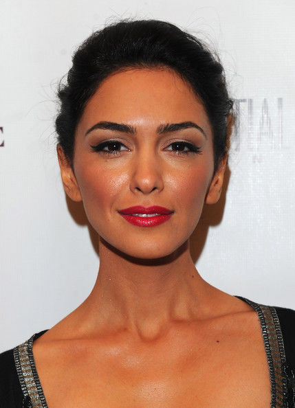 Nazanin Boniadi homeland dead