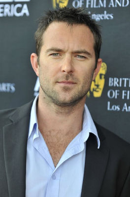 Sullivan Stapleton - poza 4