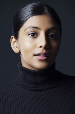 Charithra Chandran - poza 1