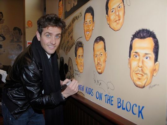 Joey McIntyre - poza 9