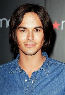 Tyler Blackburn - poza 6