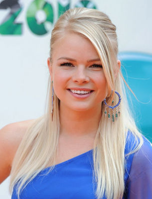 Kelli Goss - poza 6