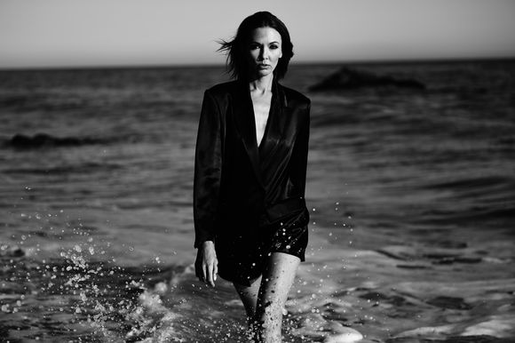 Amanda Fields - poza 8