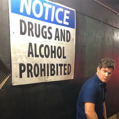 Adam Devine - poza 5