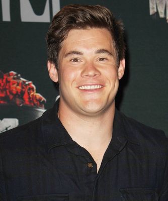 Adam Devine - poza 23