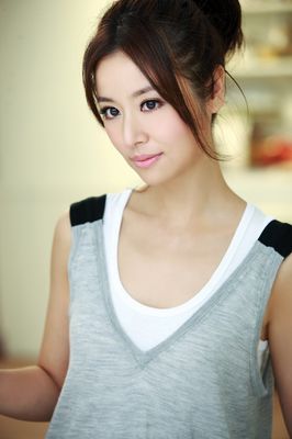 Ruby Lin - poza 57