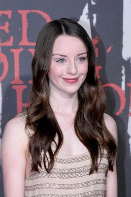 Next photo of Kacey Rohl