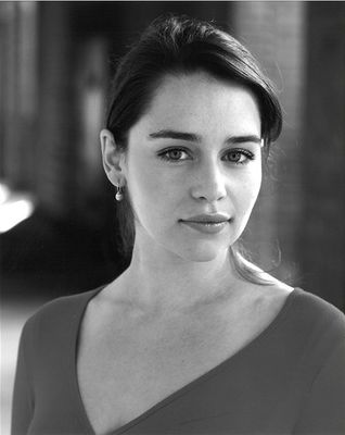 Emilia Clarke - poza 379