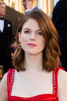 Rose Leslie - poza 4