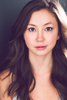 Kimiko Glenn - poza 3