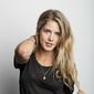 Emily Bett Rickards - poza 40