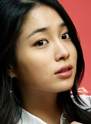 Min-jung Lee - poza 20