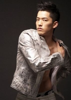 Yong Woo Lee - poza 38