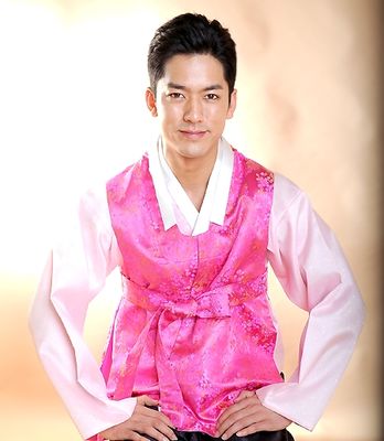 Yong Woo Lee - poza 10