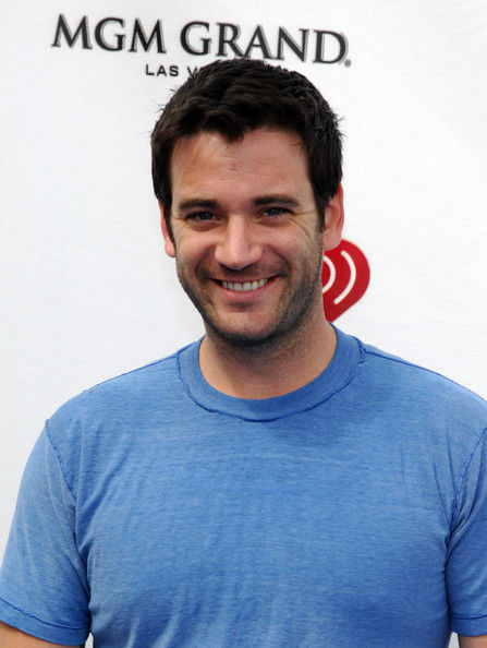 Colin Donnell height