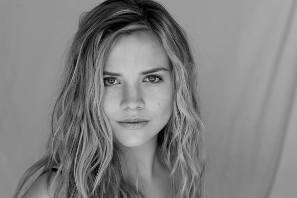 Maddie Hasson - poza 5