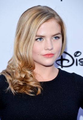 Maddie Hasson - poza 25