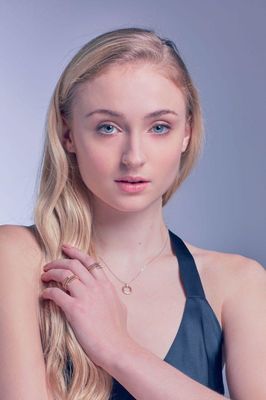 Sophie Turner - poza 8