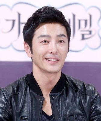 Yoo Tae-Jun - poza 3