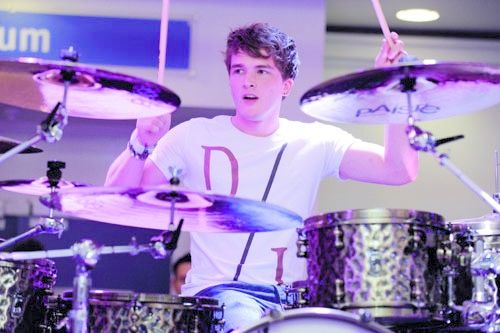 Josh Devine - poza 5