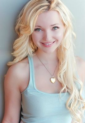 Dove Cameron - poza 77