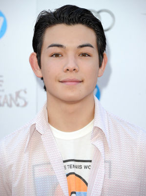 Ryan Potter - poza 20