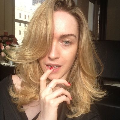 Jamie Clayton - poza 36