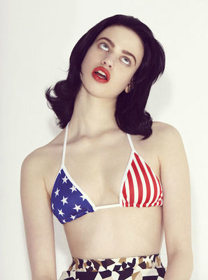 Lily McMenamy - poza 12