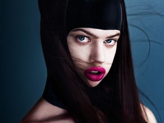 Lily McMenamy - poza 8
