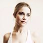 Rebecca Rittenhouse - poza 35