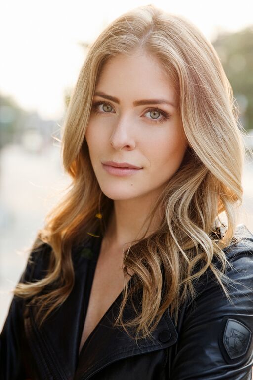 earthquake fax convertible Jordan Claire Robbins - Actor - CineMagia.ro